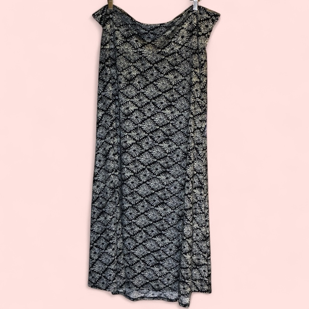 LuLaRoe Blue and White Patterned Skirt/Dress Plus Size 3XL